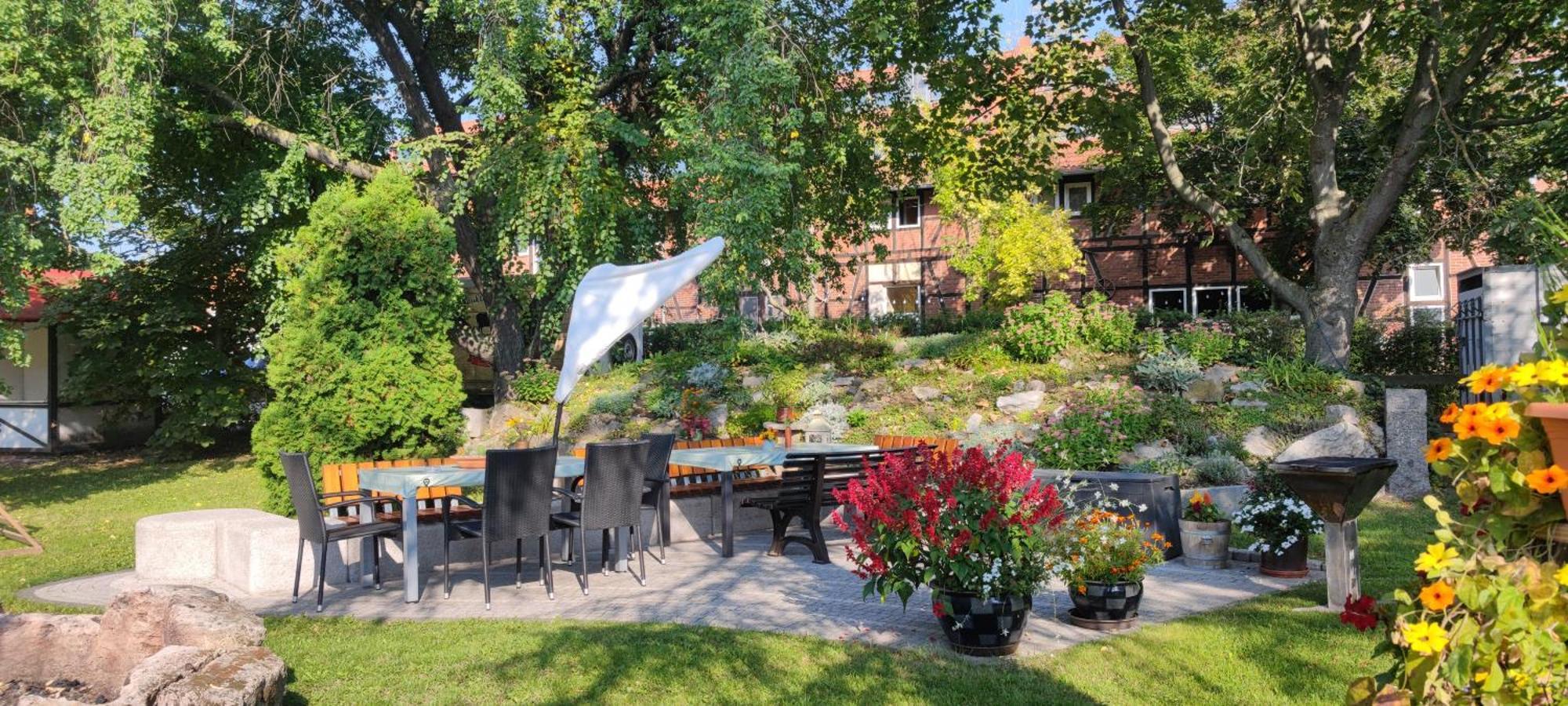 Apartment Im Gruenen Mit Anbindung Ans Zentrum Erfurt Exterior foto